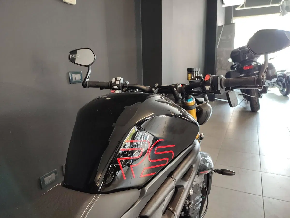 Triumph Speed Triple 1200 RS (2025 - 26) (5)