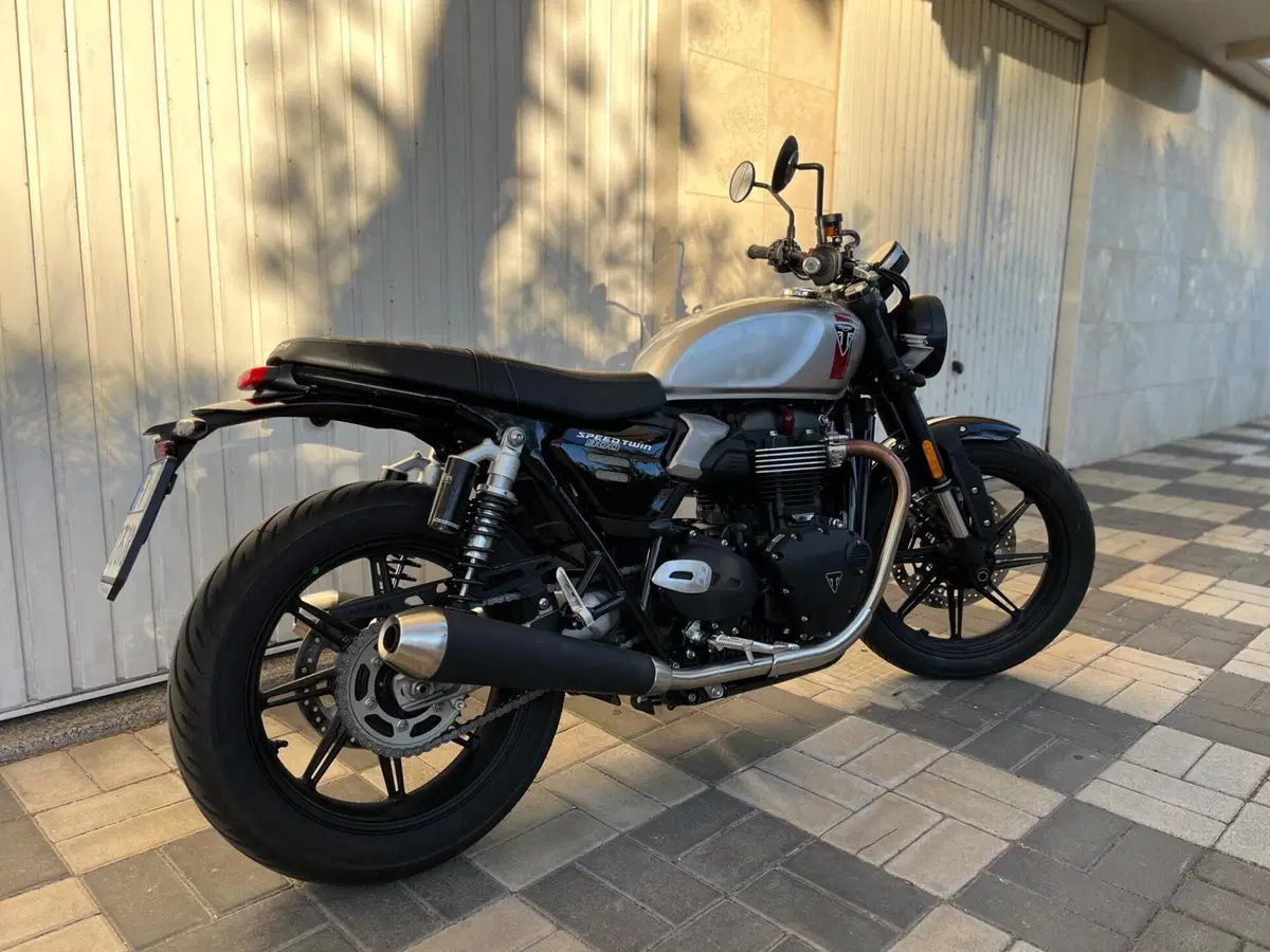 Triumph Speed Twin 900 (2025 - 26) (3)