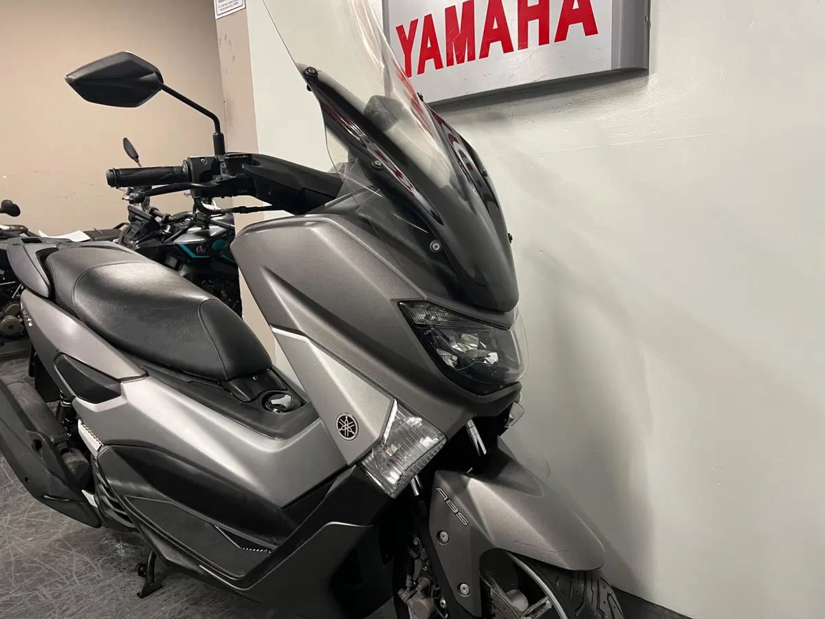 Yamaha N-Max 125 (2015 - 17) (2)