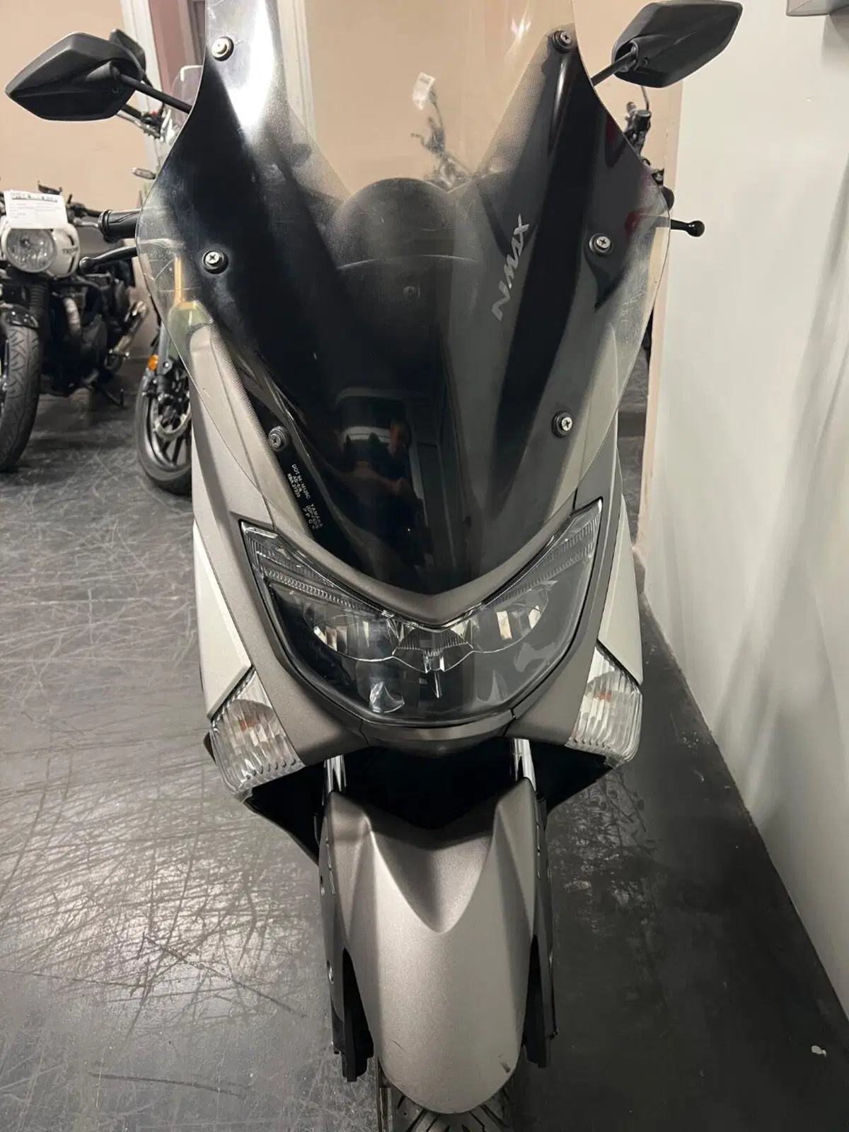 Yamaha N-Max 125 (2015 - 17) (3)