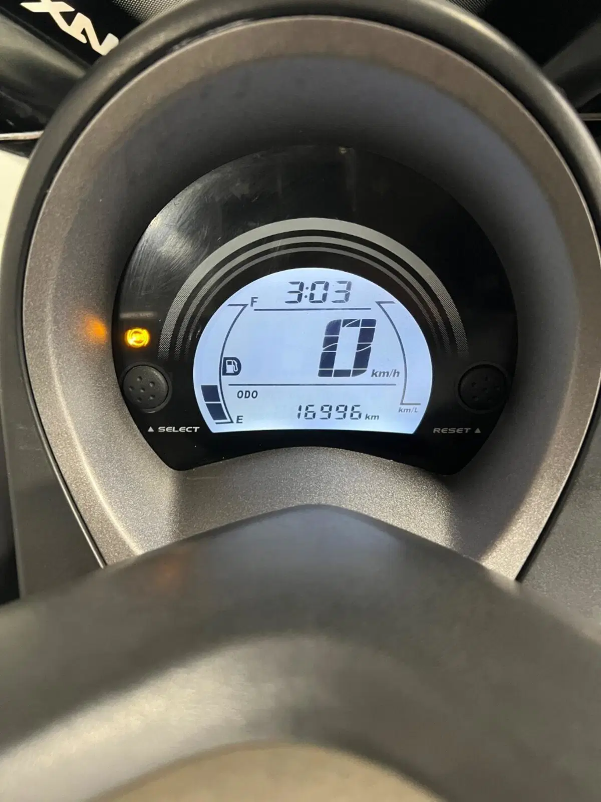 Yamaha N-Max 125 (2015 - 17) (9)