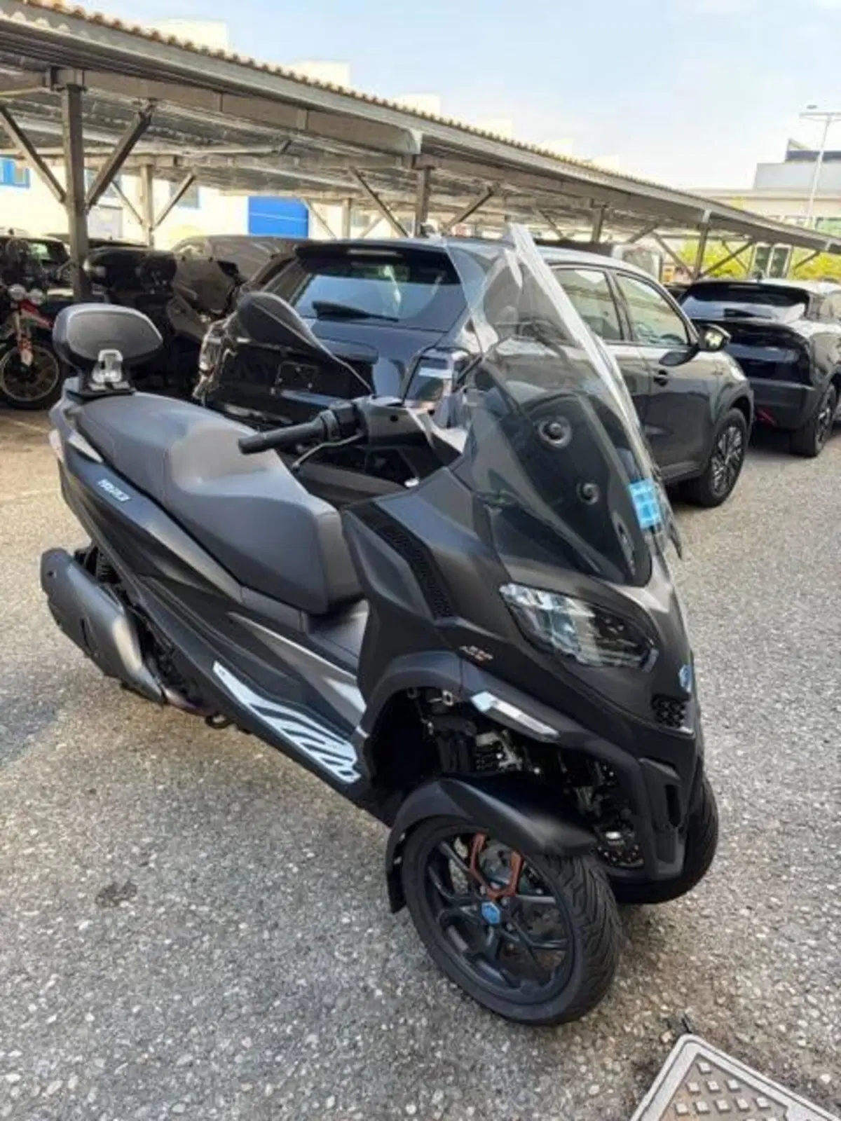 Piaggio MP3 530 Hpe Exclusive (2025 - 26)