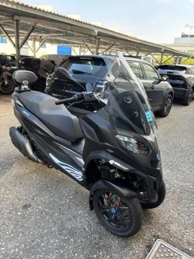 Piaggio MP3 530 Hpe Exclusive (2025 - 26) usata