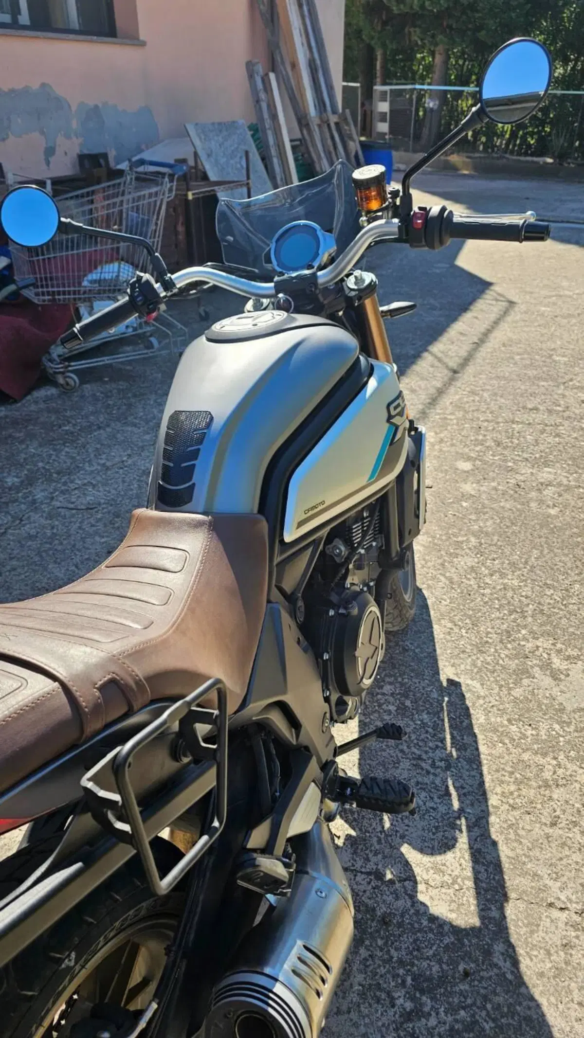CFMOTO 700CL-X Heritage (2021 - 26) (2)