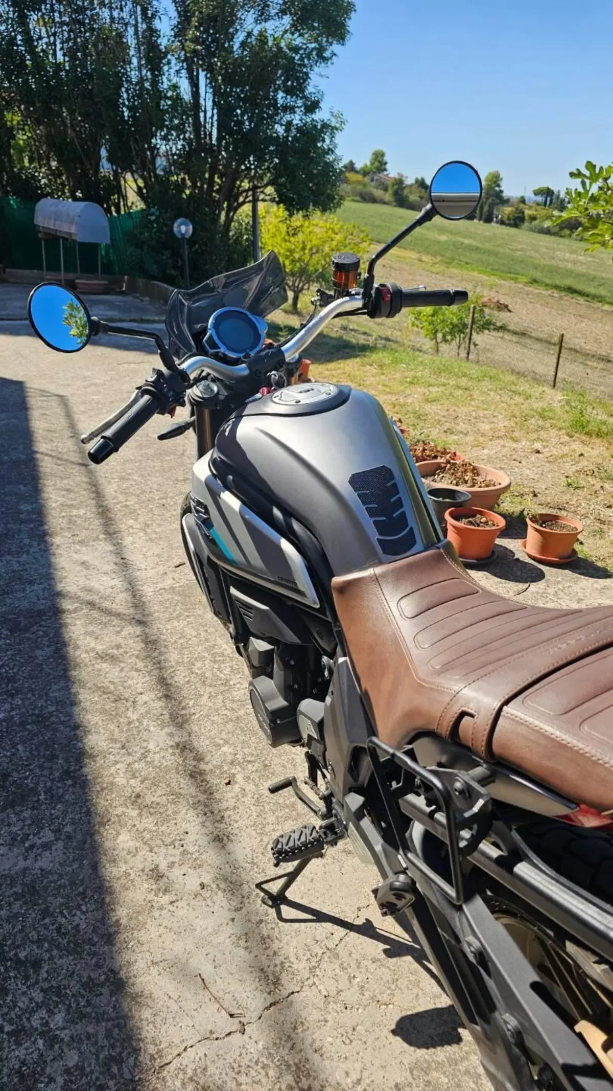 CFMOTO 700CL-X Heritage (2021 - 26) (3)