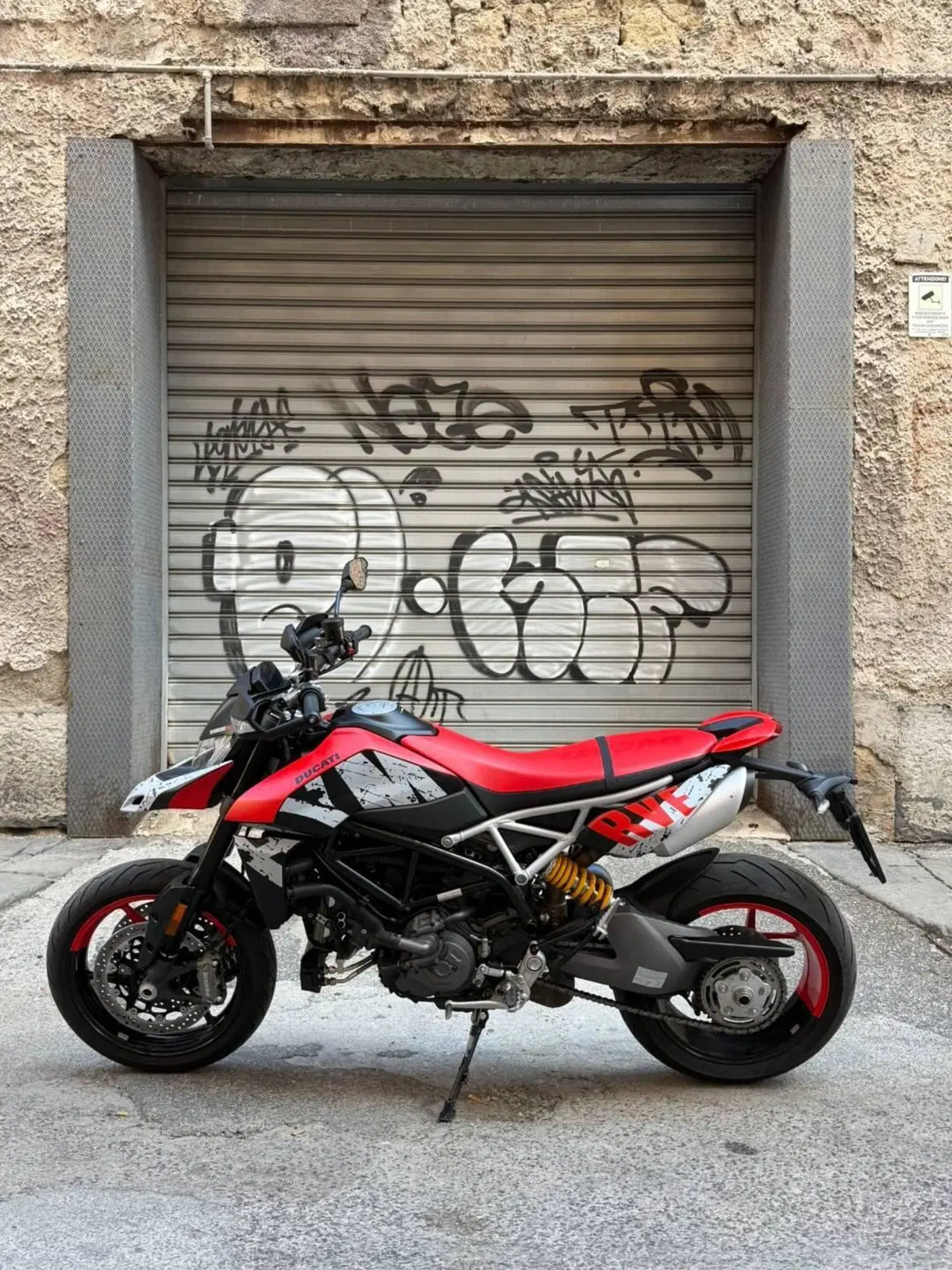 Ducati Hypermotard 950 RVE (2022 - 25) (2)