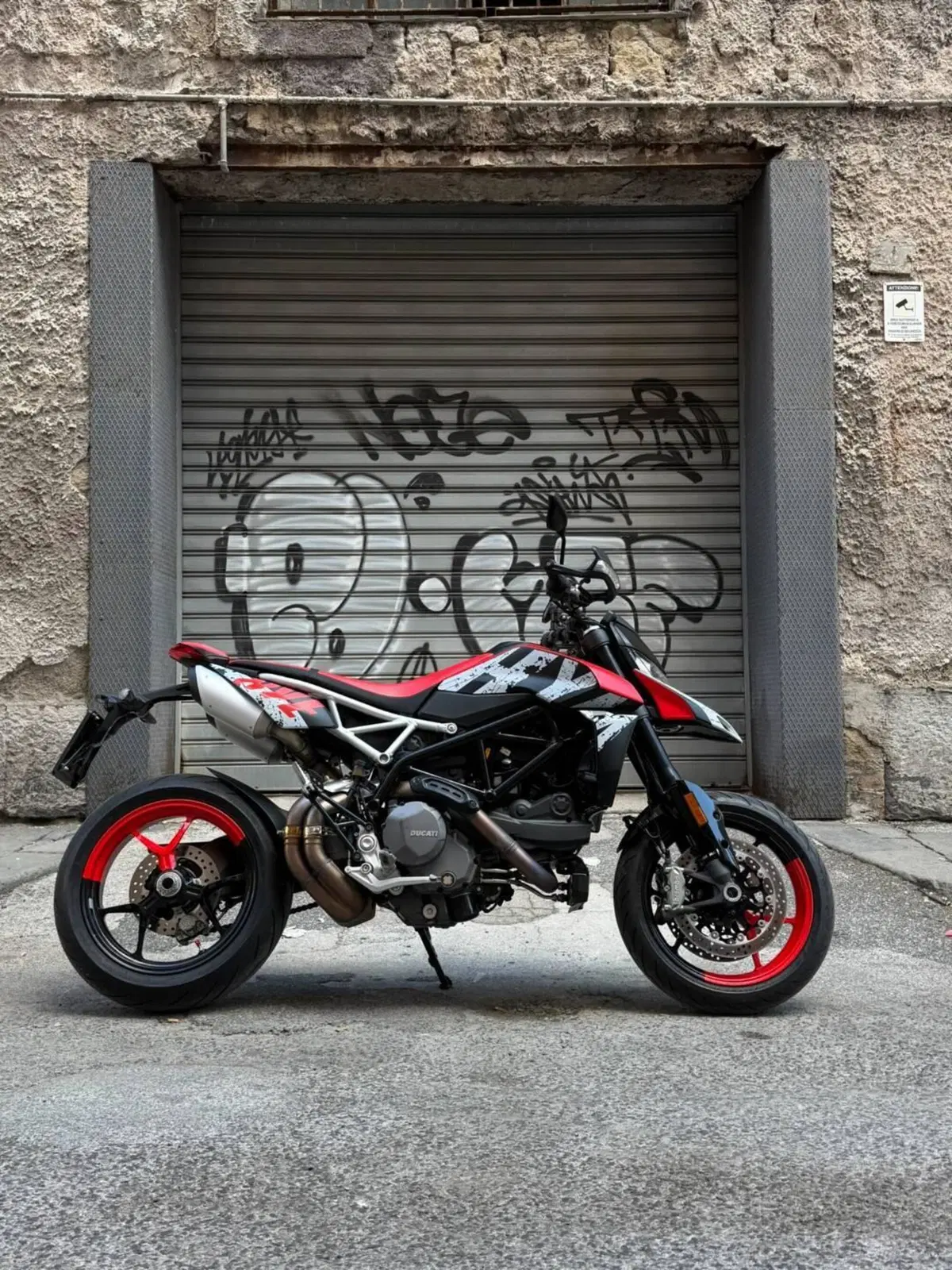 Ducati Hypermotard 950 RVE (2022 - 25) (12)