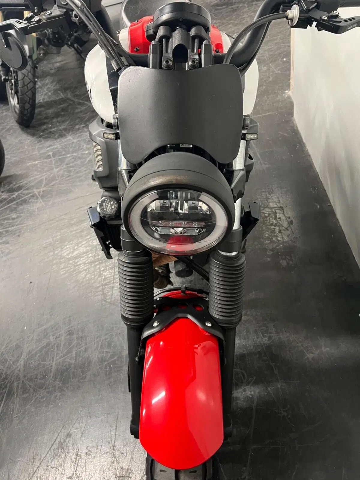 Yamaha XSR 700 ABS (2016 - 20) (3)