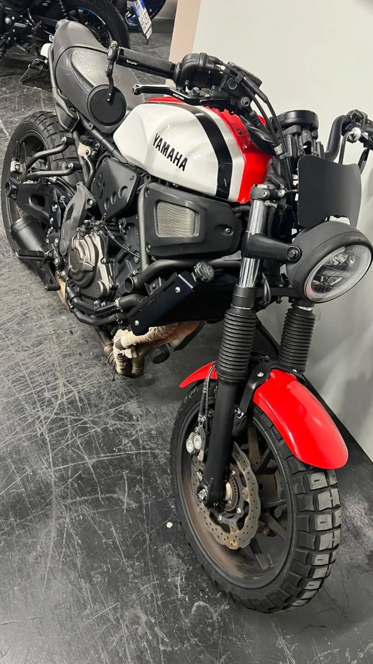 Yamaha XSR 700 ABS (2016 - 20) (11)