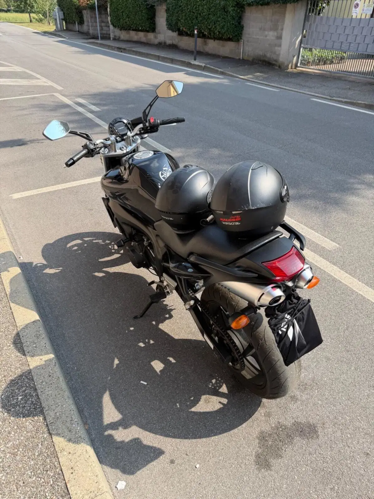 Yamaha FZ6 (2004 - 07) (4)