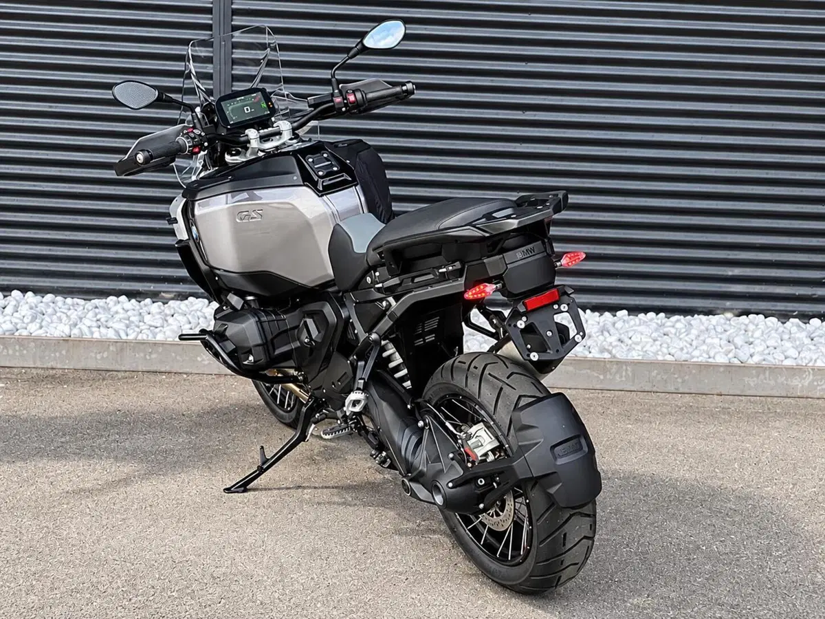 Bmw R 1300 GS Adventure Triple Black (2025 - 26) (2)