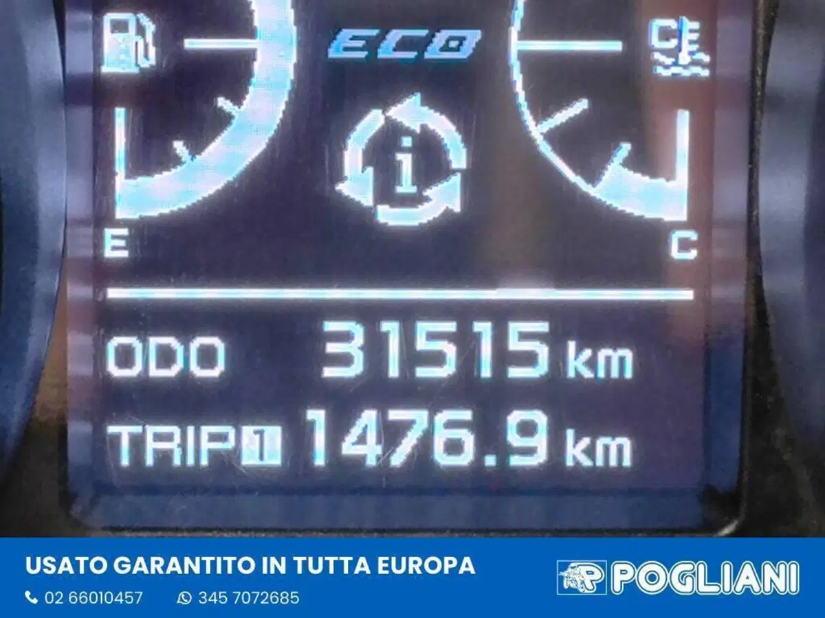 Yamaha T-Max 560 Tech Max (2020) (7)