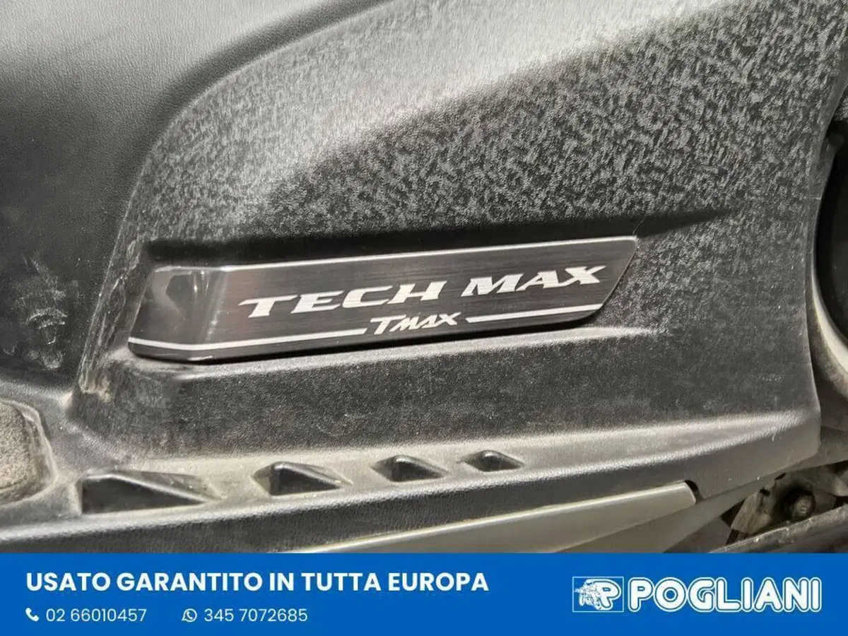 Yamaha T-Max 560 Tech Max (2020) (9)
