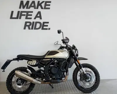 Brixton Motorcycles Crossfire 500 XC (2022 - 26) usata