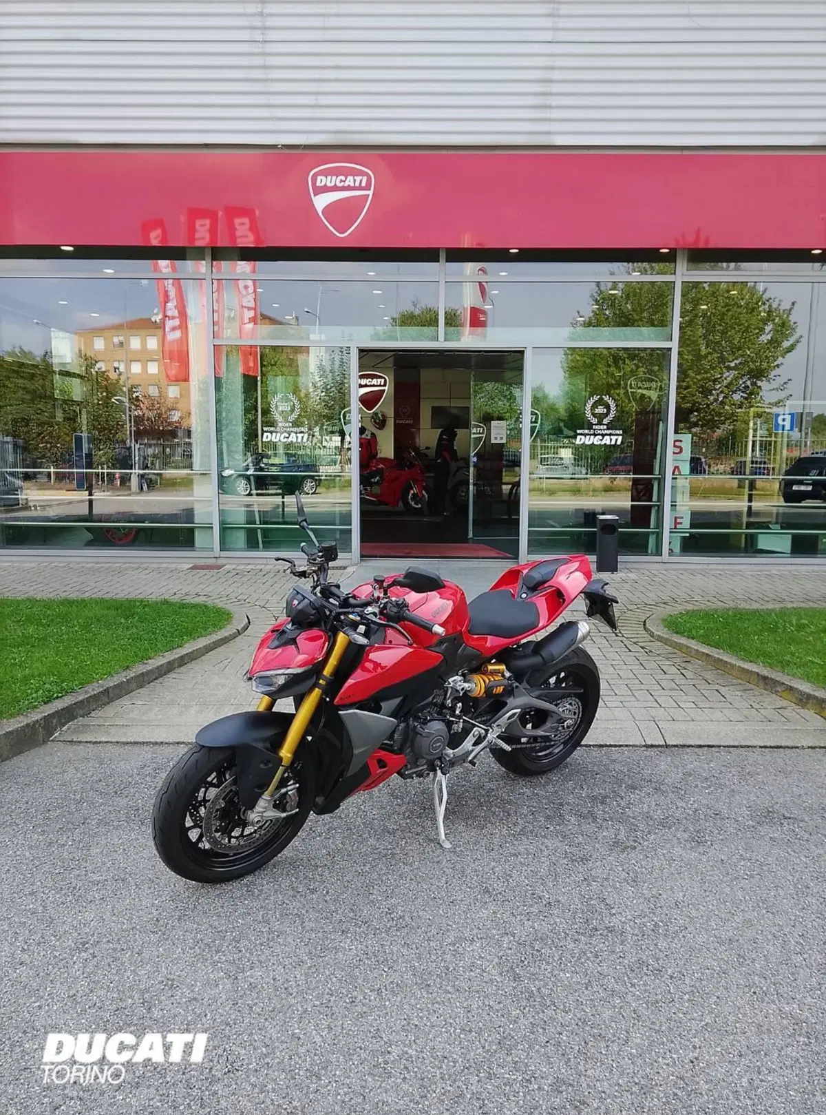 Ducati Streetfighter V2 S (2025 - 26) (3)