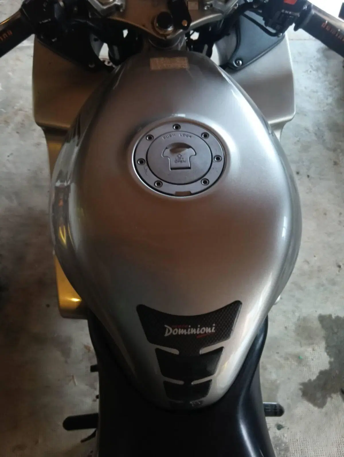 Honda VFR 800 (1998 - 01) (6)