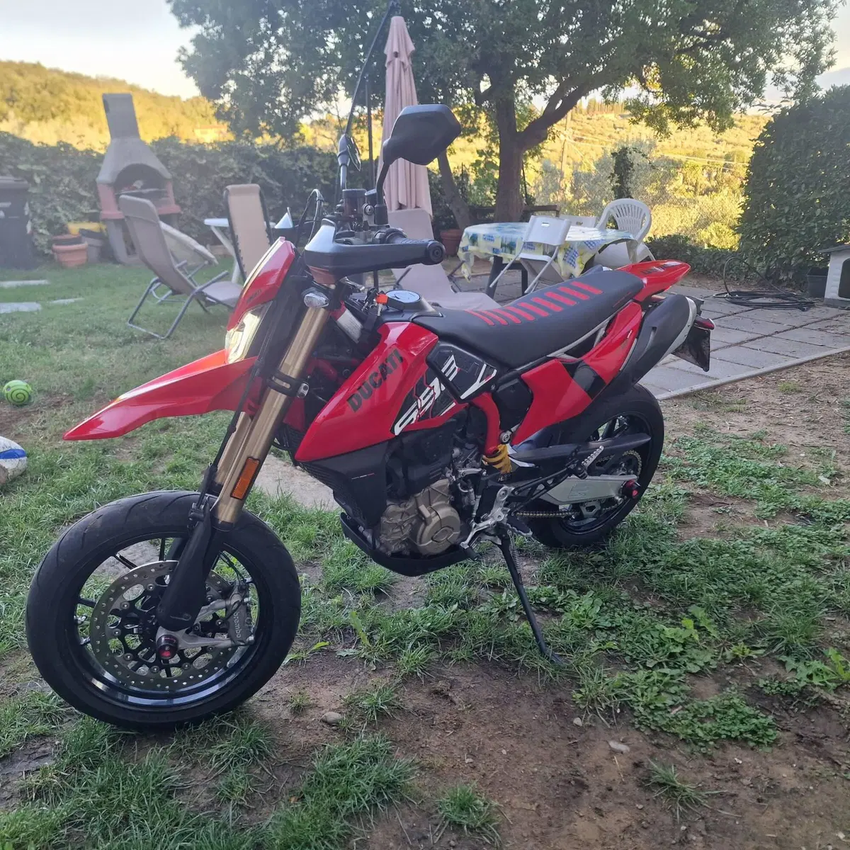 Ducati Hypermotard 698 Mono (2024 - 26) (3)