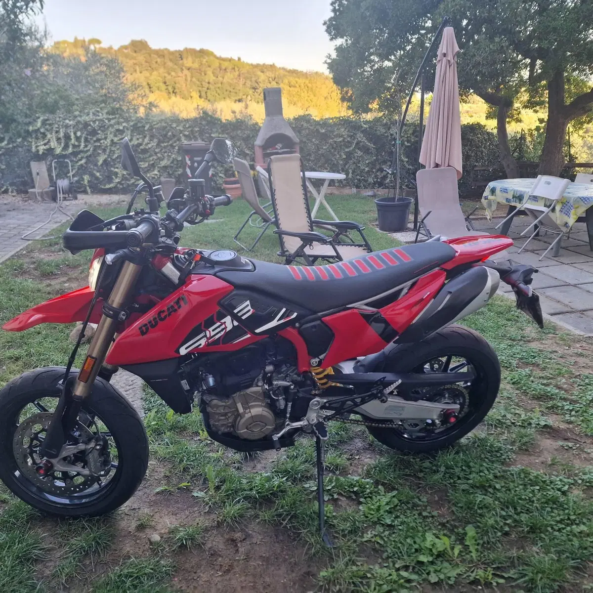Ducati Hypermotard 698 Mono (2024 - 26) (4)