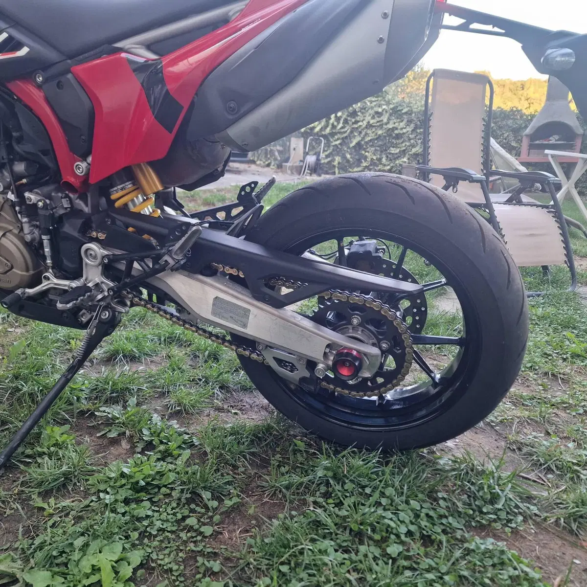 Ducati Hypermotard 698 Mono (2024 - 26) (5)