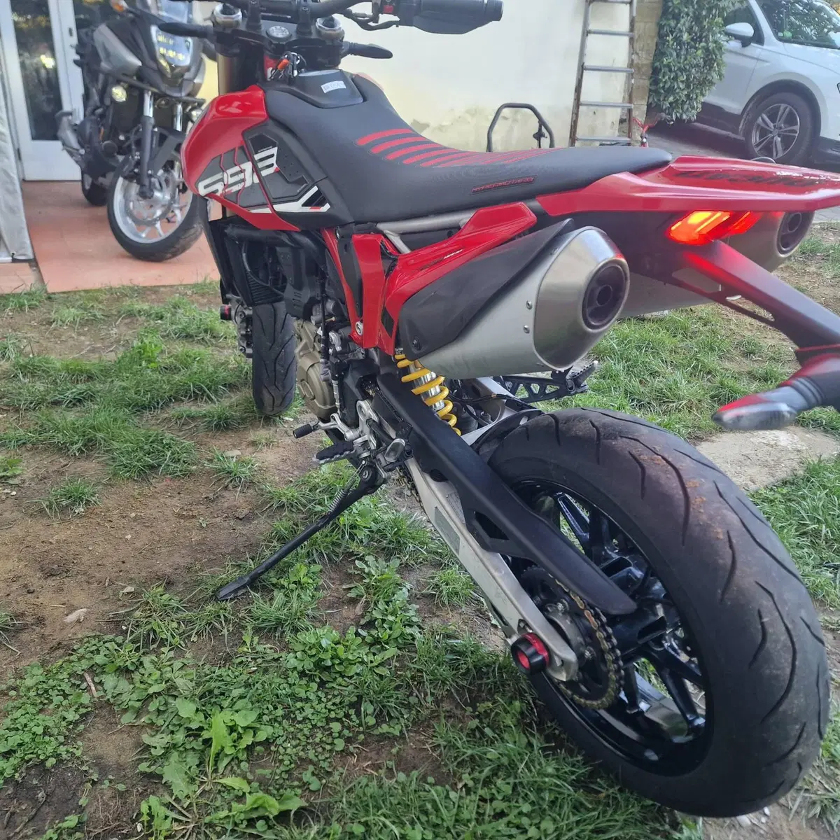 Ducati Hypermotard 698 Mono (2024 - 26) (6)