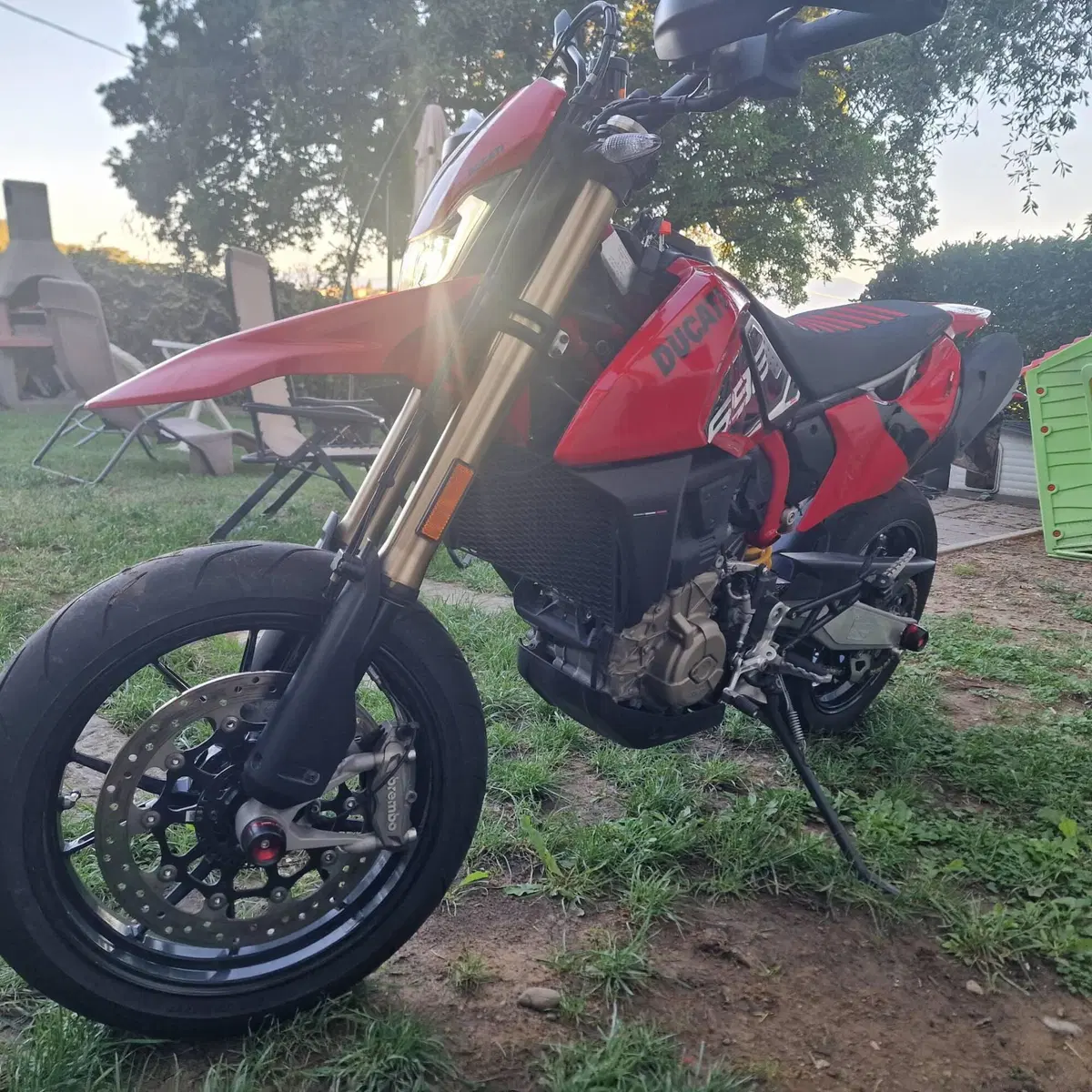 Ducati Hypermotard 698 Mono (2024 - 26) (7)