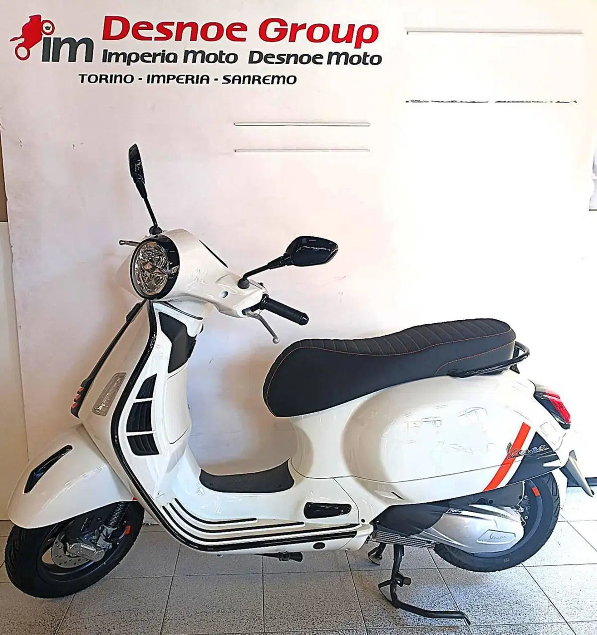 Vespa GTS 300 Super Sport (2023 - 24) (2)