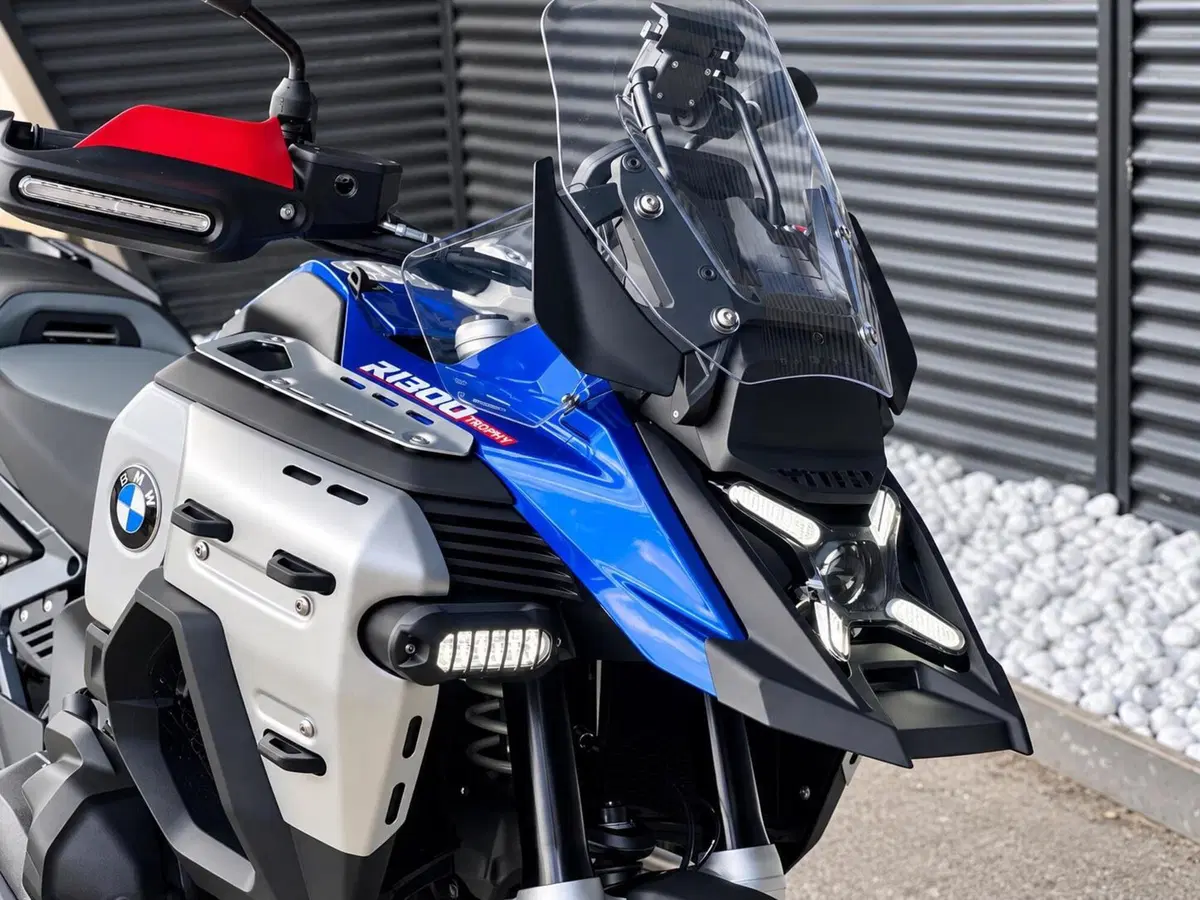 Bmw R 1300 GS Adventure Trophy (2025 - 26) (3)