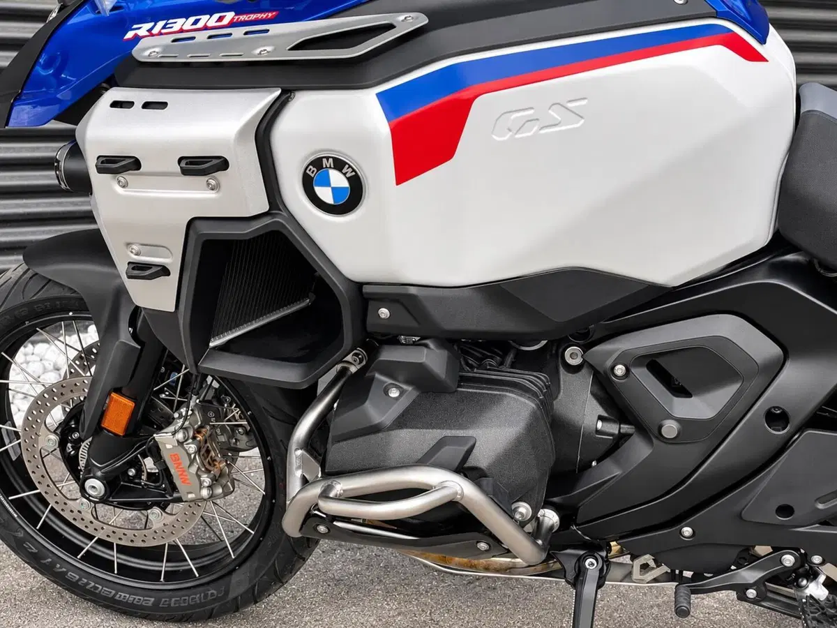 Bmw R 1300 GS Adventure Trophy (2025 - 26) (4)
