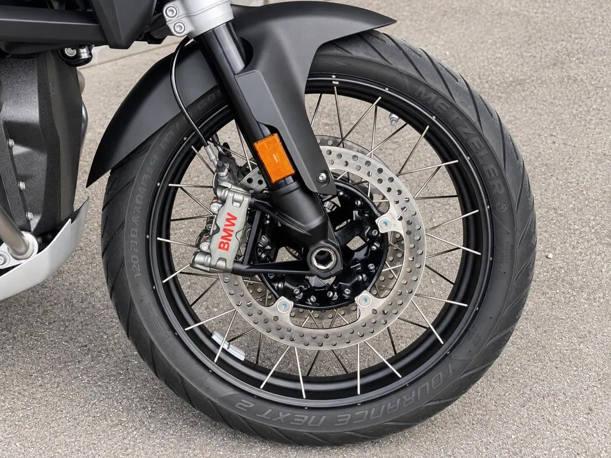 Bmw R 1300 GS Adventure Trophy (2025 - 26) (10)