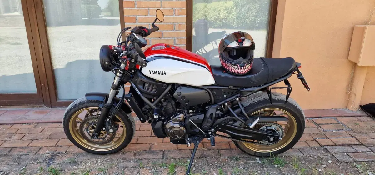 Yamaha XSR 700 (2021) (2)