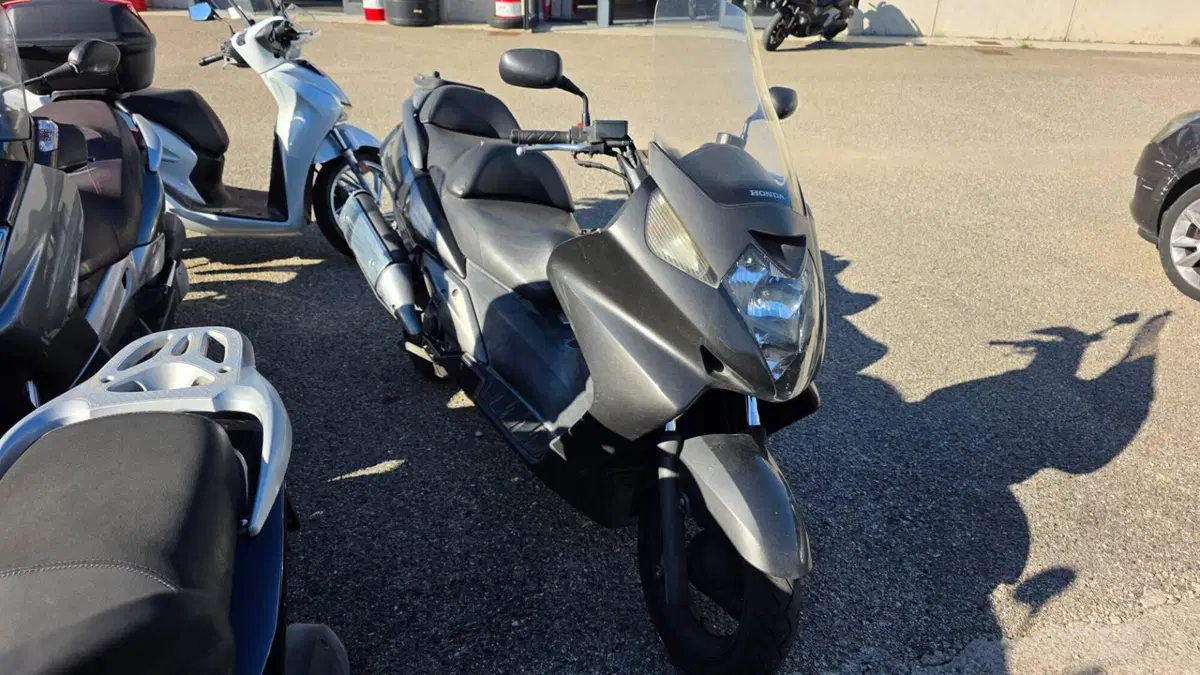 Honda Silver Wing 400 (2006 - 09) (2)