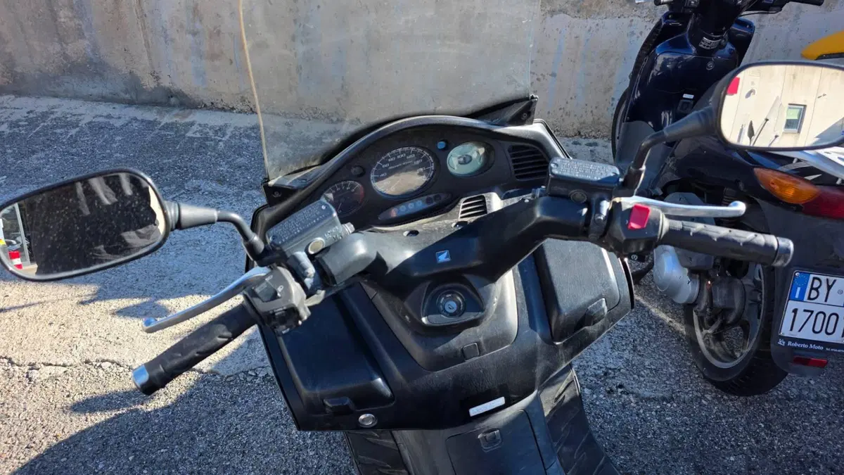 Honda Silver Wing 400 (2006 - 09) (4)
