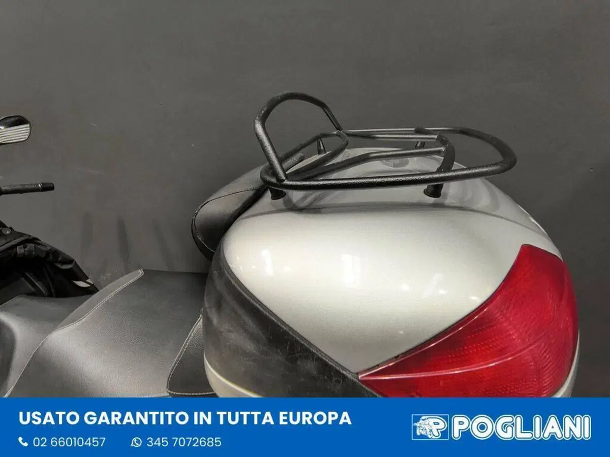 Piaggio Mp3 350 ie ABS (2018 - 19) (11)