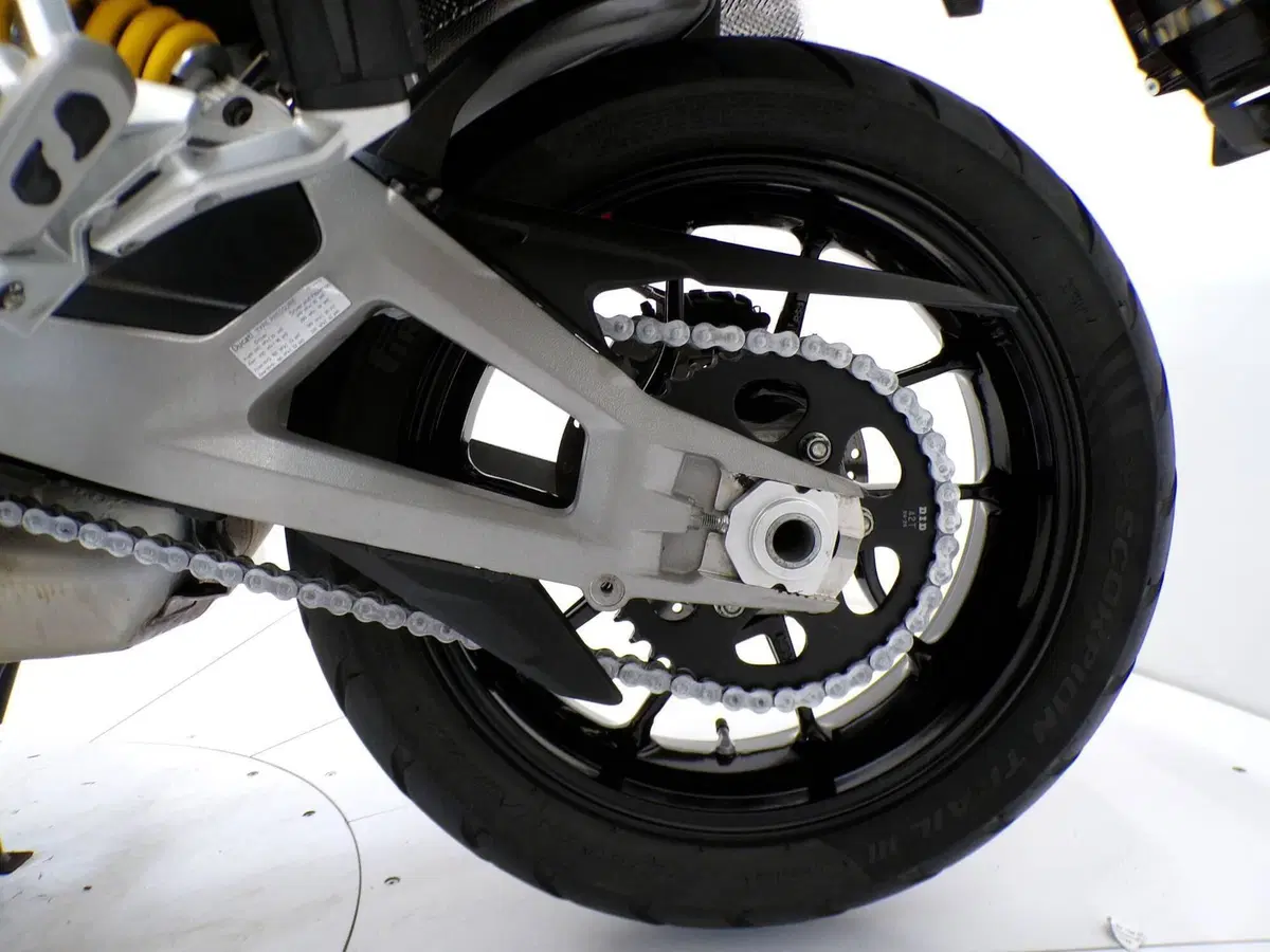 Ducati Multistrada V4 S (2021 - 24) (11)