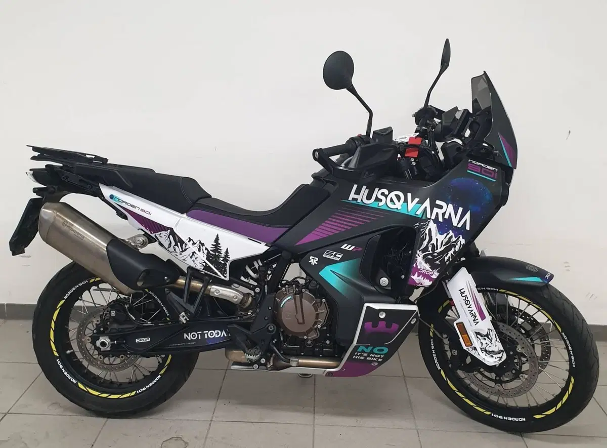 Husqvarna Norden 901 (2022 - 26)