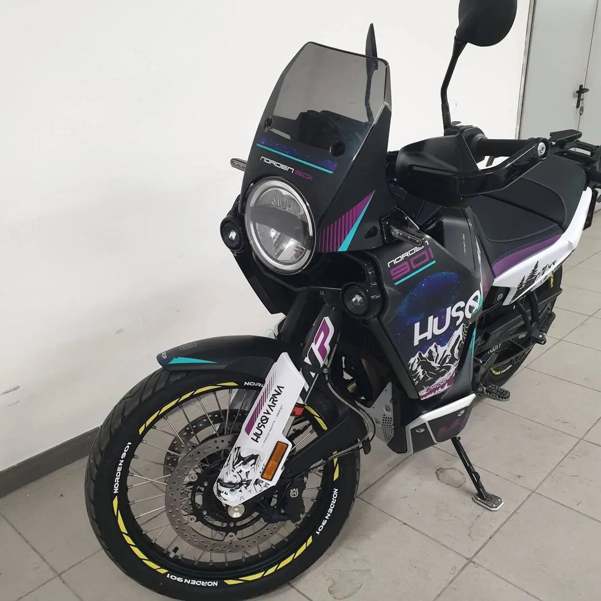 Husqvarna Norden 901 (2022 - 26) (3)