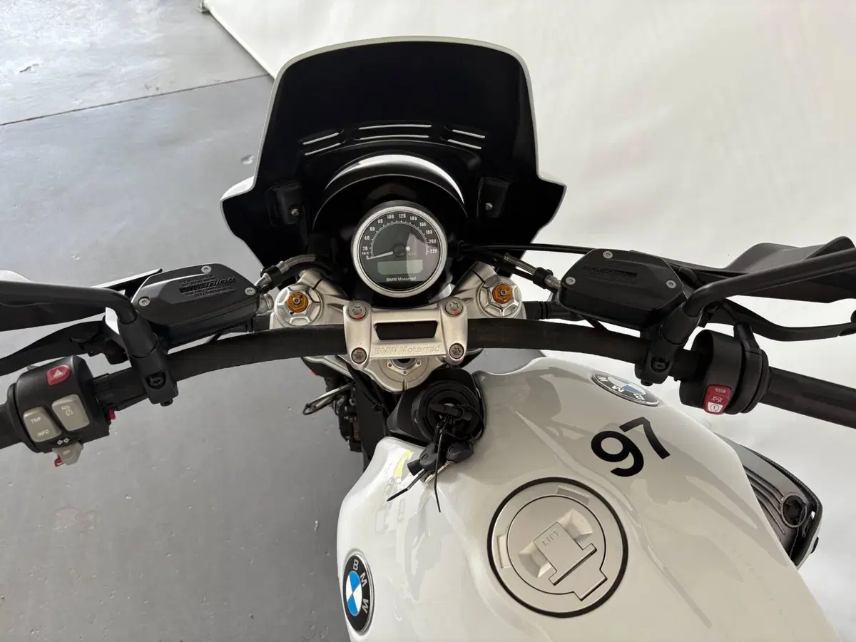 Bmw R nineT Urban GS 1200 (2017 - 20) (8)