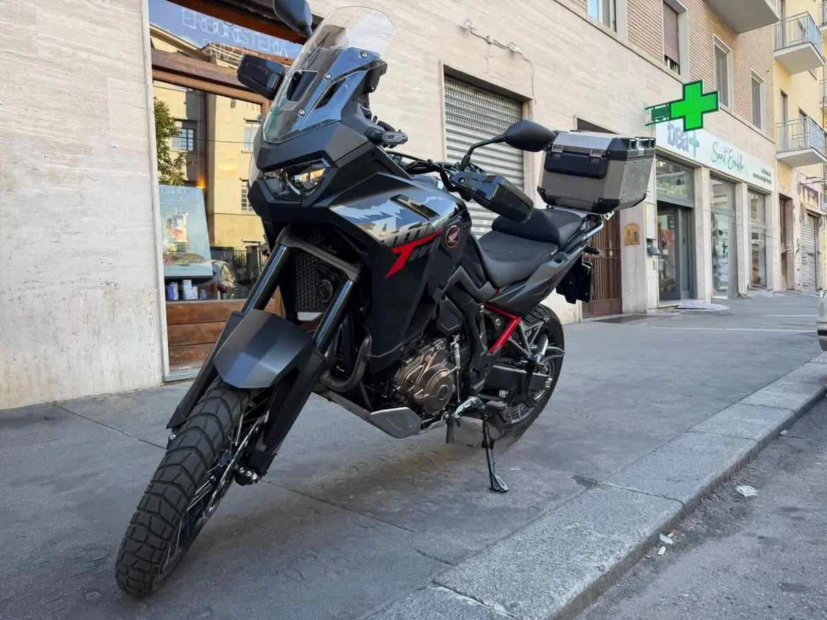 Honda Africa Twin CRF 1100L ES (2024 - 26) (2)