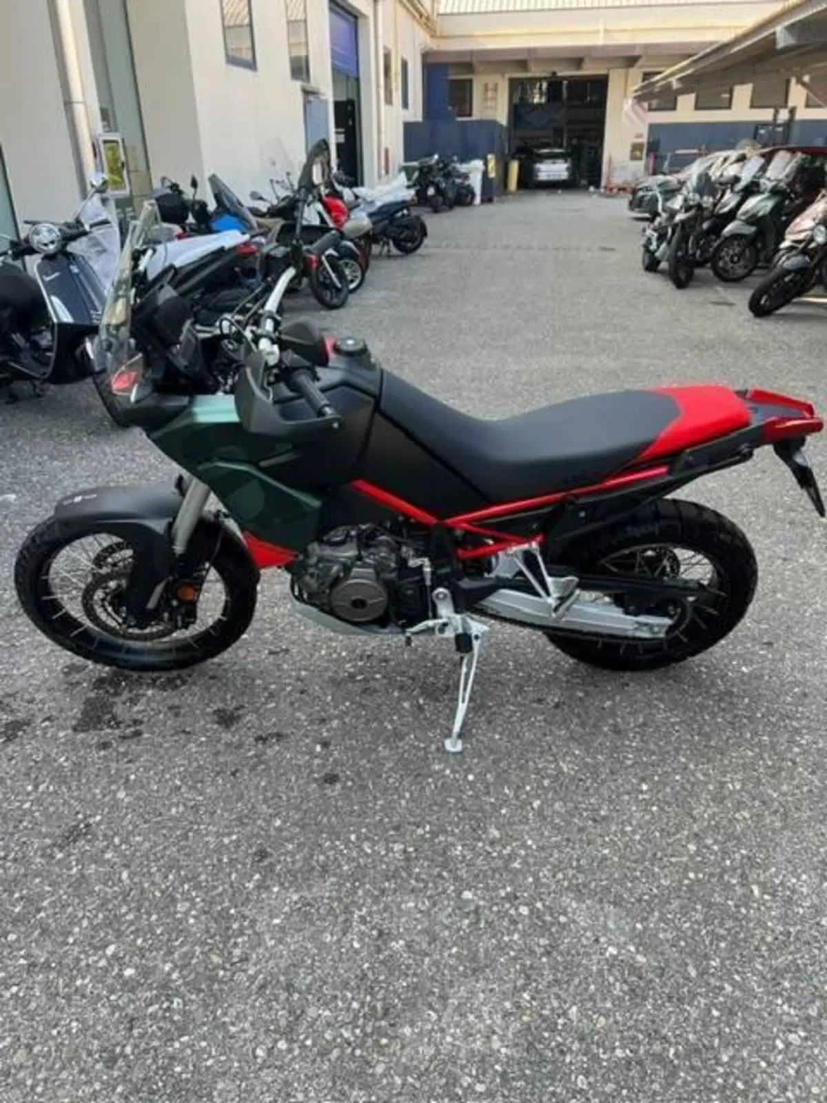 Aprilia Tuareg 660 (2025 - 26) (3)