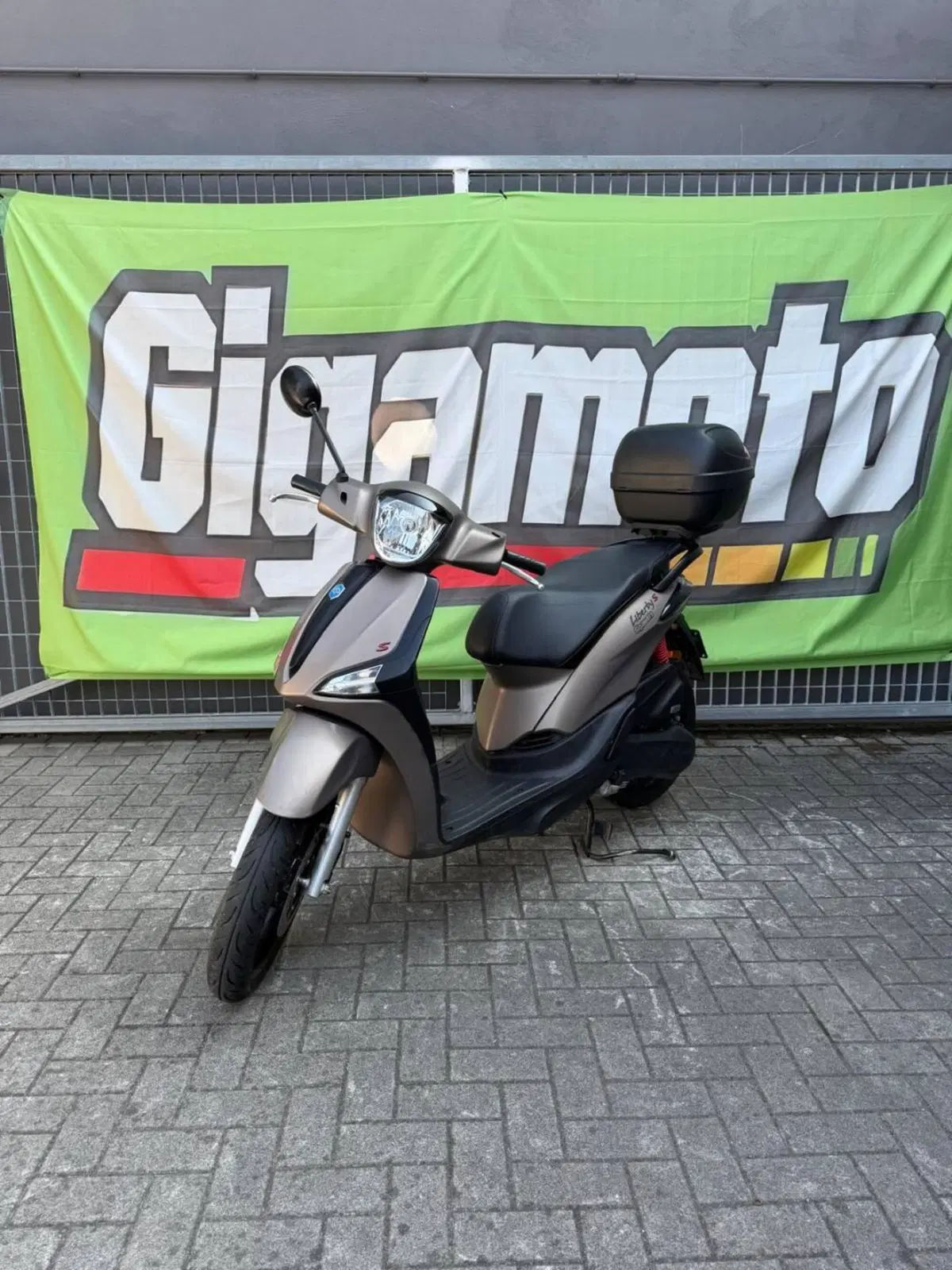 Piaggio Liberty 50 3V S (2021 - 24) (3)
