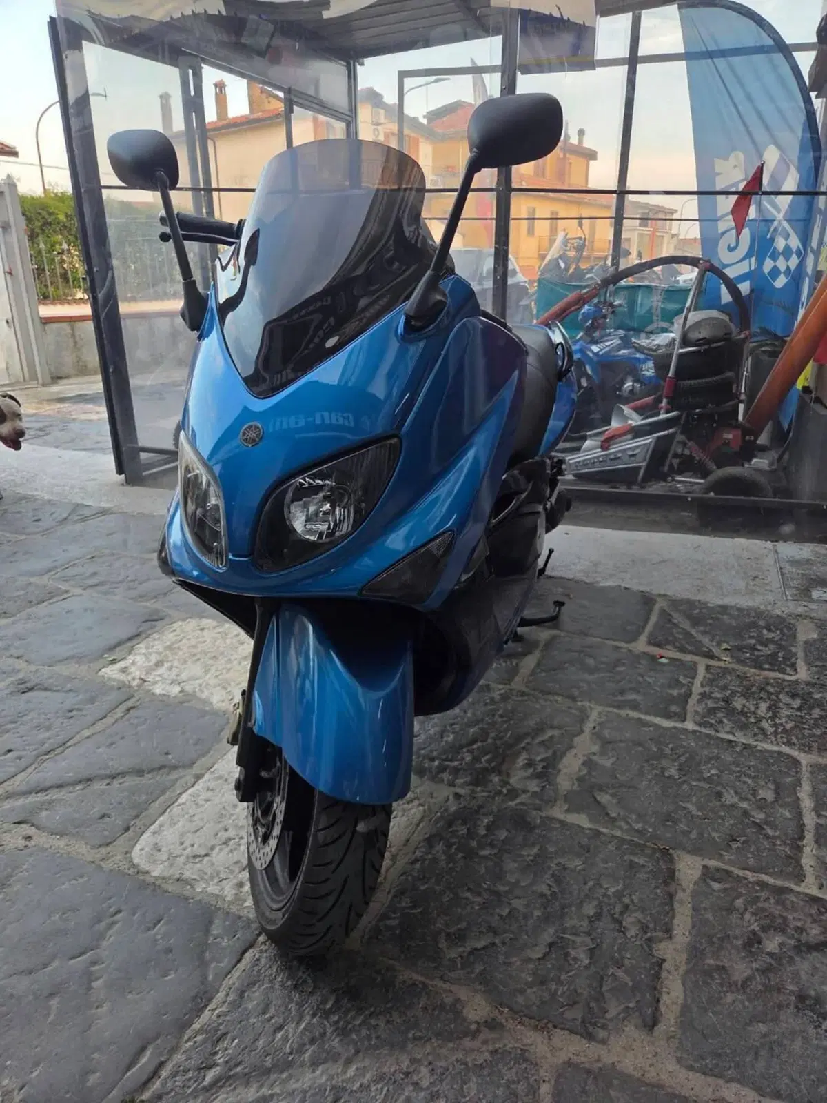 Yamaha T-Max 500 (2001 - 03) (4)