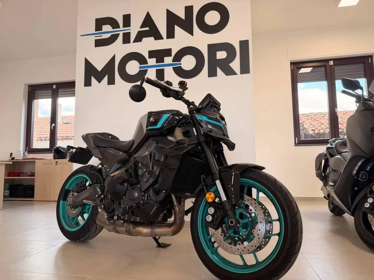 Yamaha MT-09 Y-AMT (2024 - 26) (8)
