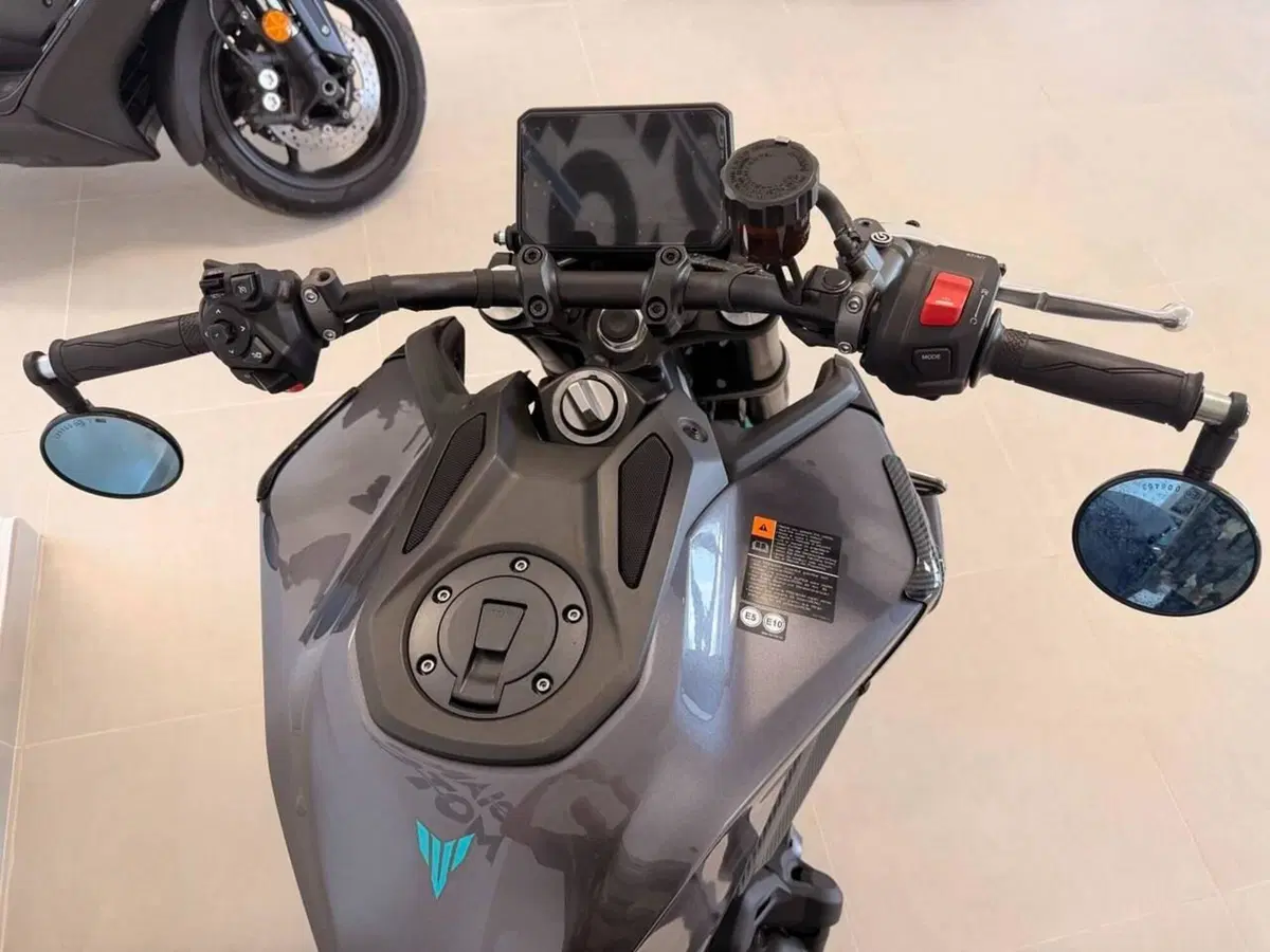 Yamaha MT-09 Y-AMT (2024 - 26) (9)