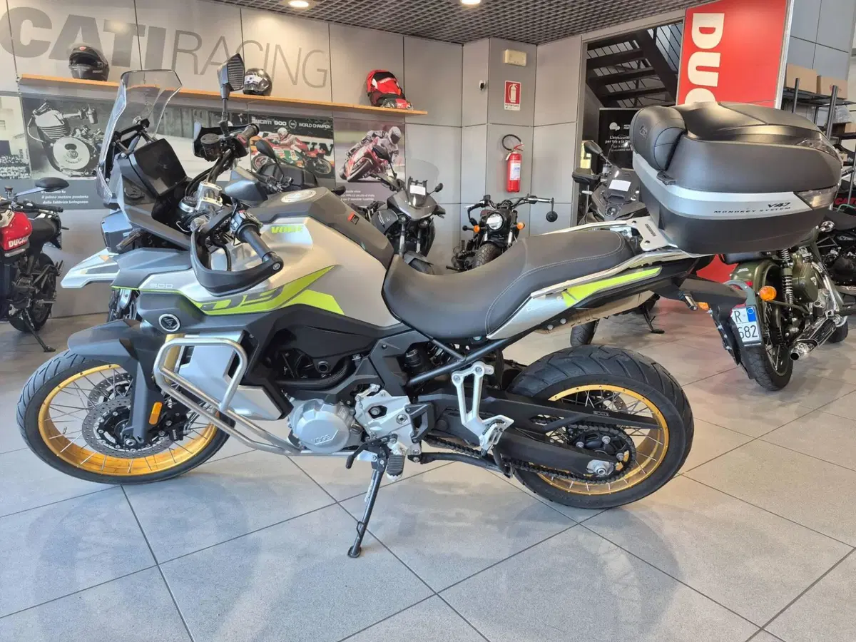 Voge Valico 900DSX (2024 - 26) (4)