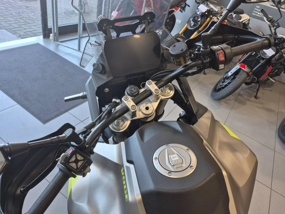 Voge Valico 900DSX (2024 - 26) (5)