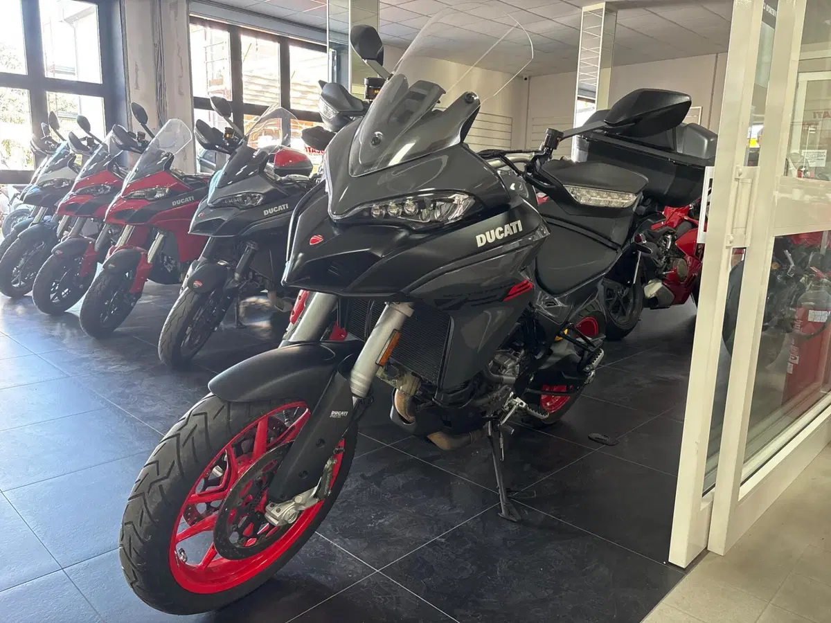 Ducati Multistrada V2 S (2022 - 24) (3)