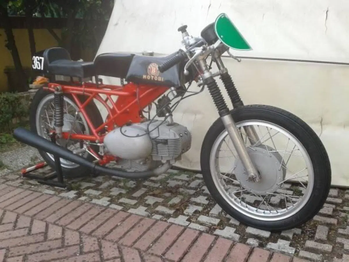 Motobi 250 corsa (3)