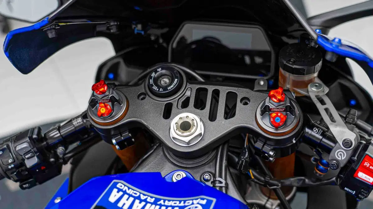 Yamaha YZF R1 (2017 - 19) (10)
