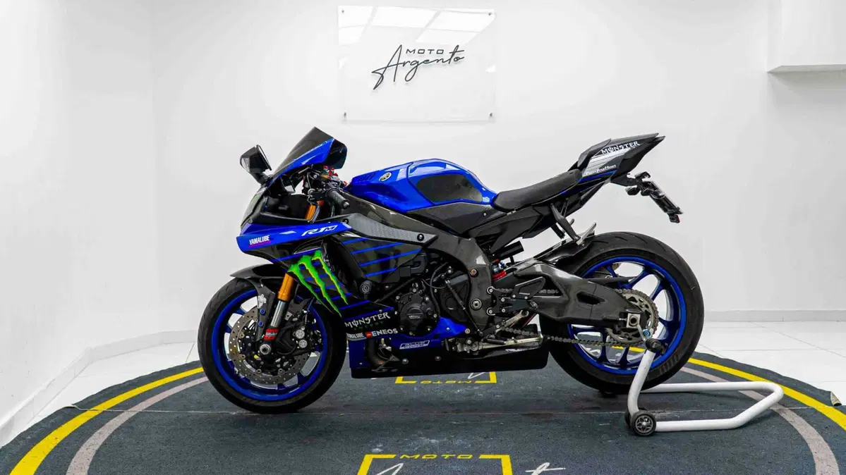 Yamaha YZF R1 (2017 - 19) (17)