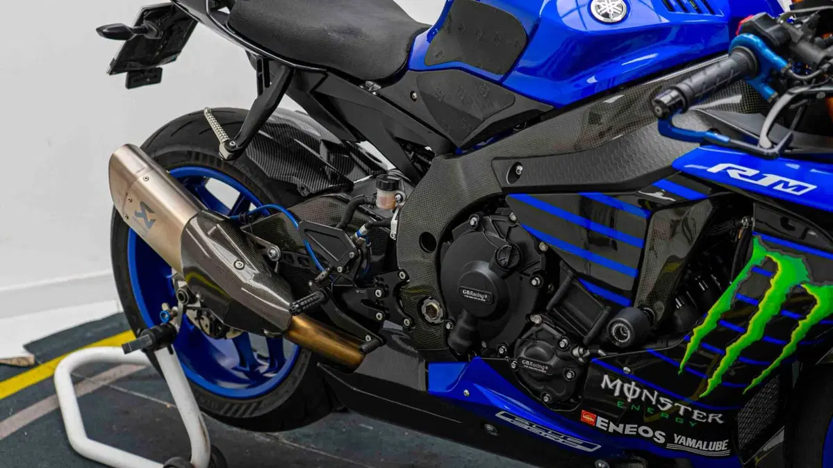 Yamaha YZF R1 (2017 - 19) (19)